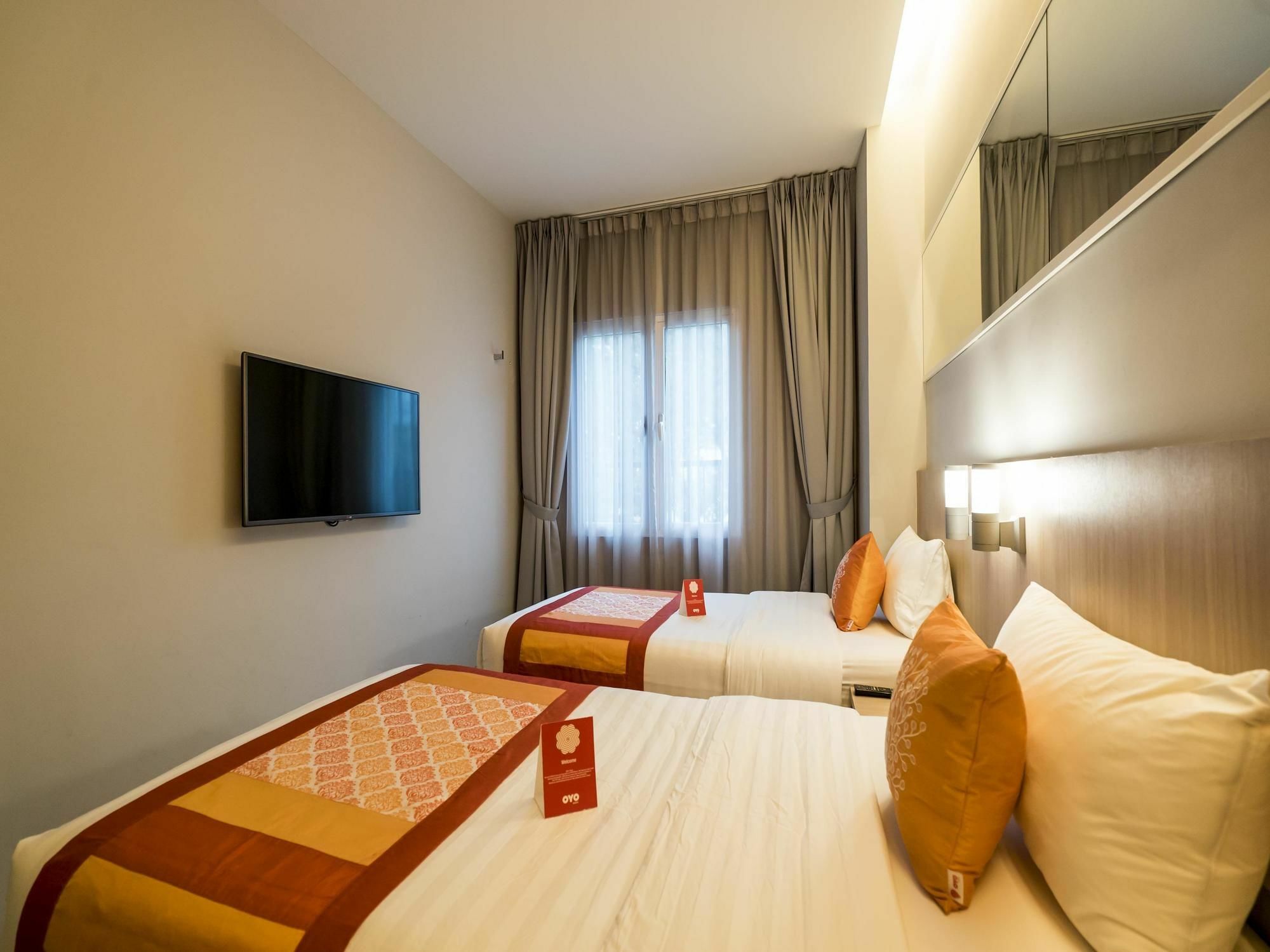 Oyo 279 Orange Premier Hotel クアラルンプール エクステリア 写真